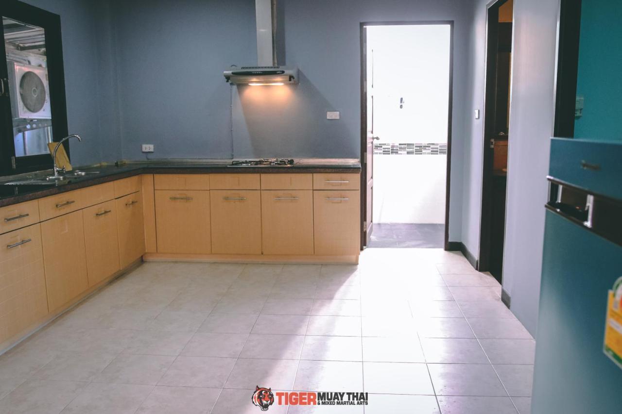 מלון Phuket Tiger Hillside מראה חיצוני תמונה